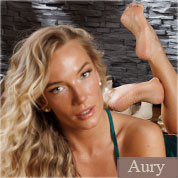 Allyoucanfeet model Aury profile picture