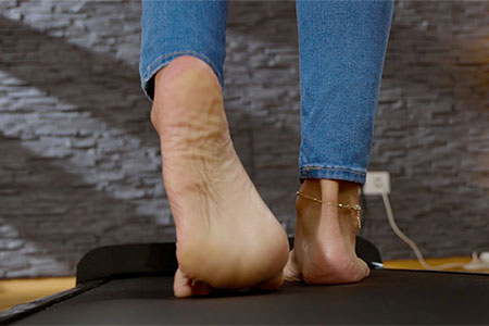 small preview pic number 1 from set 3195 showing Allyoucanfeet model Adriana